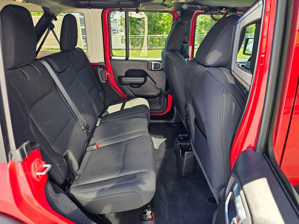 2022 Jeep Wrangler Base