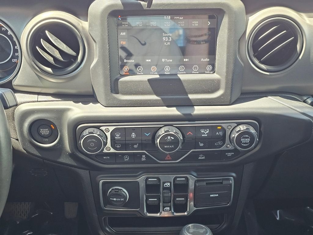 2022 Jeep Wrangler Base
