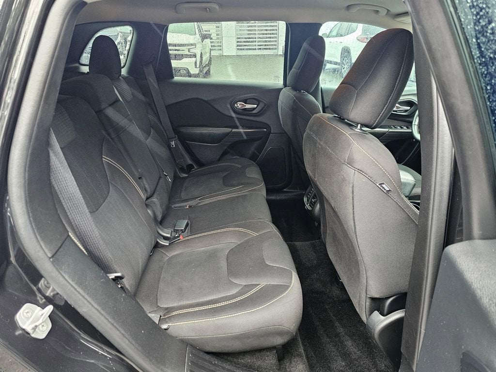 2015 Jeep Cherokee Base