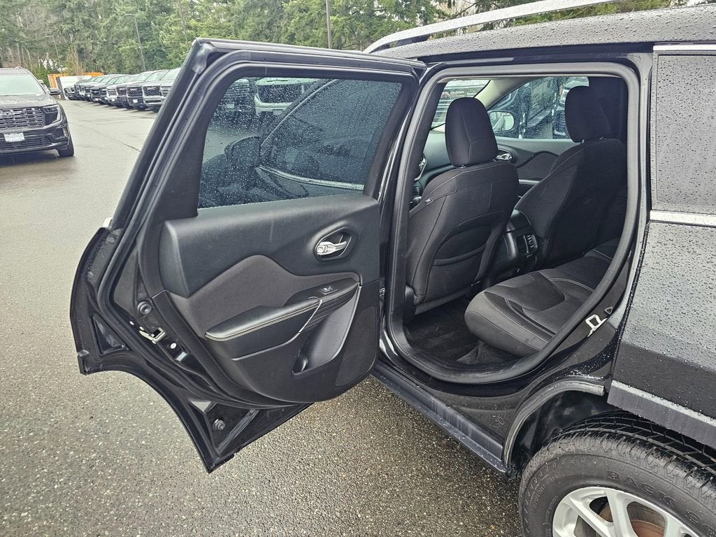 2015 Jeep Cherokee Base