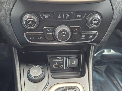 2015 Jeep Cherokee Base