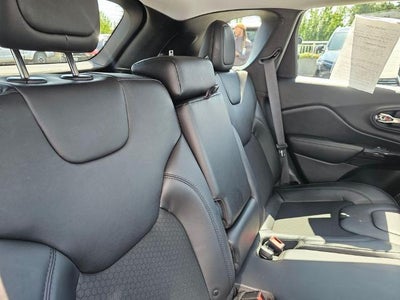 2019 Jeep Cherokee Altitude