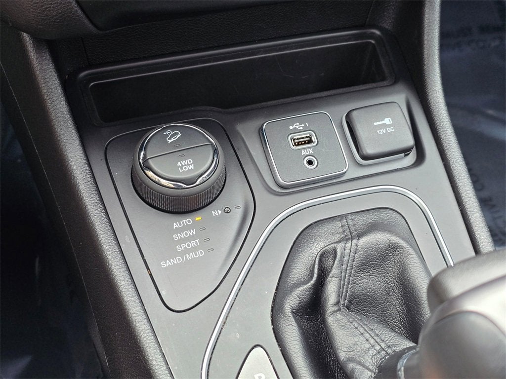 2021 Jeep Cherokee Base