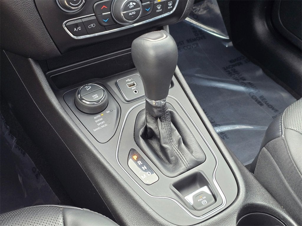 2021 Jeep Cherokee Base