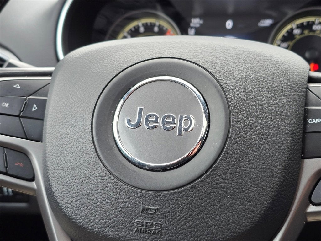 2021 Jeep Cherokee Base