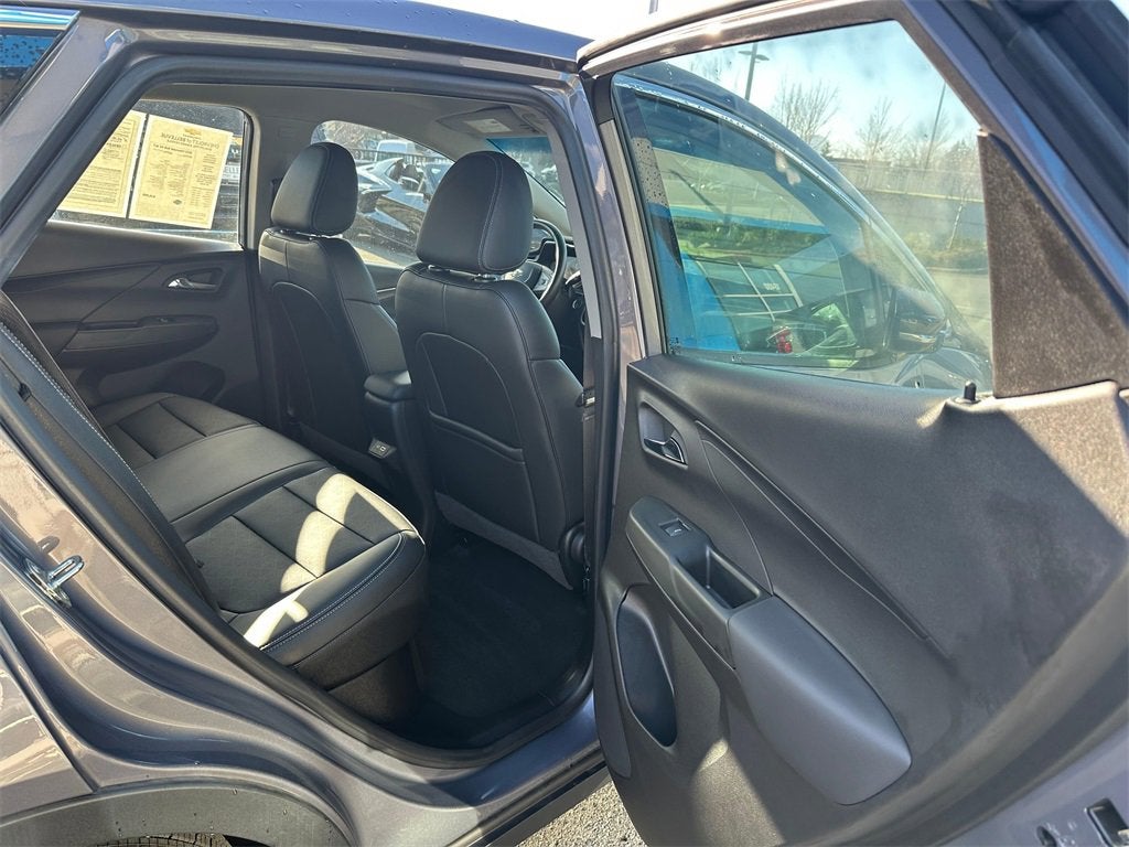 2022 Chevrolet Bolt EV Base