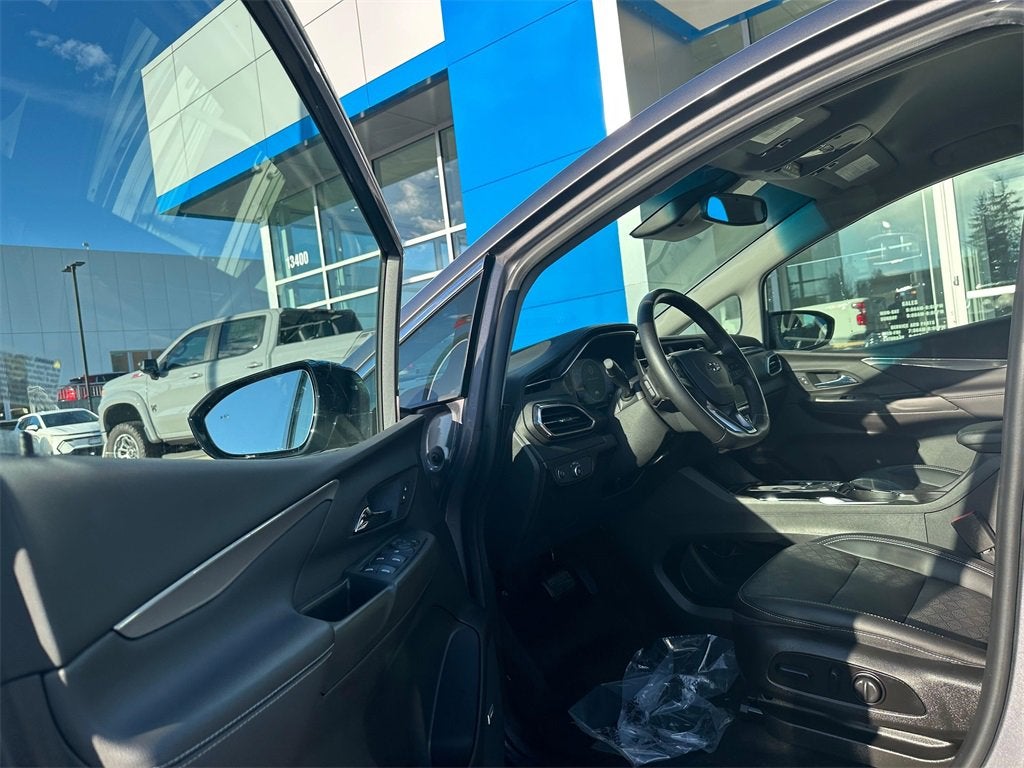 2022 Chevrolet Bolt EV Base