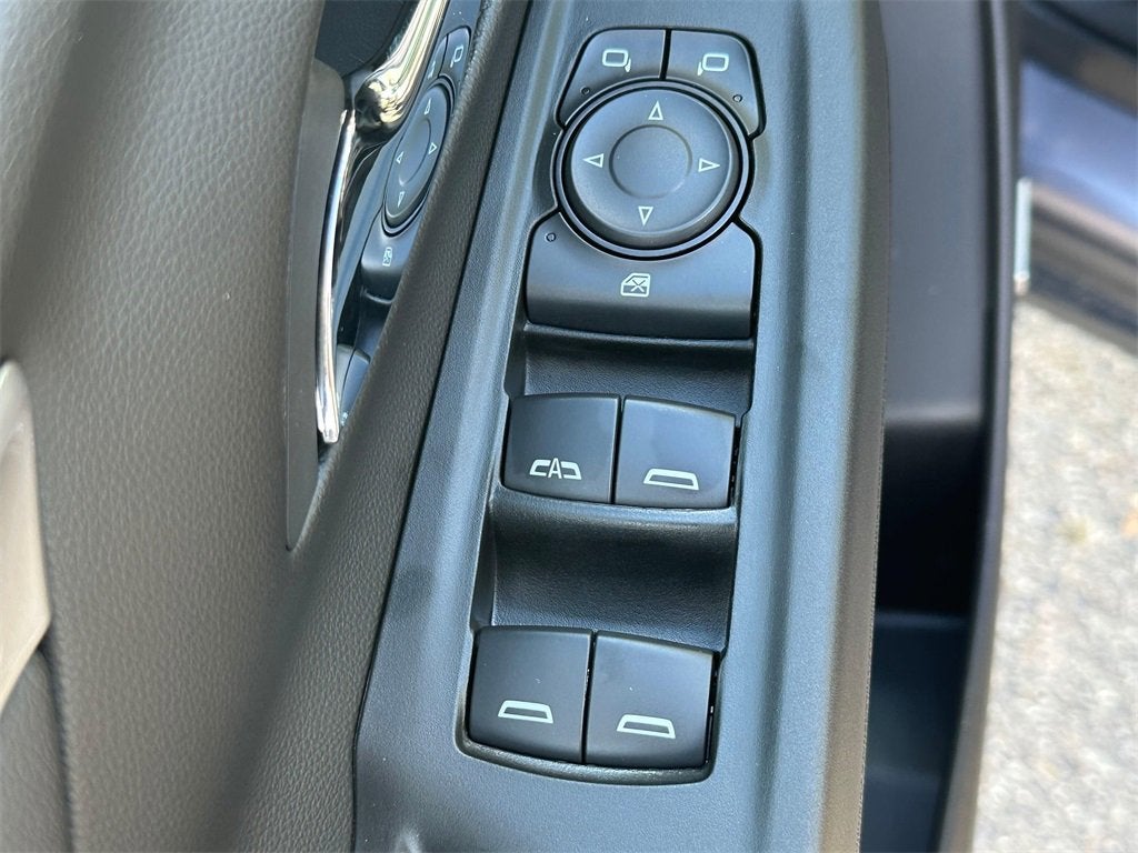 2022 Chevrolet Bolt EV Base