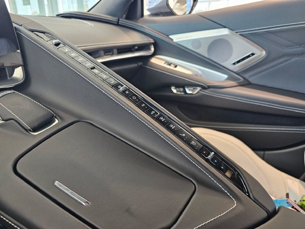 2025 Chevrolet Corvette E-Ray Base