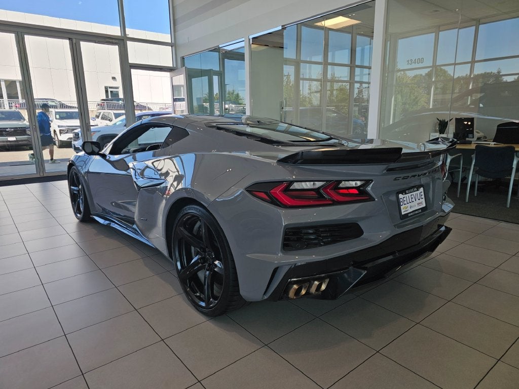 2025 Chevrolet Corvette E-Ray Base