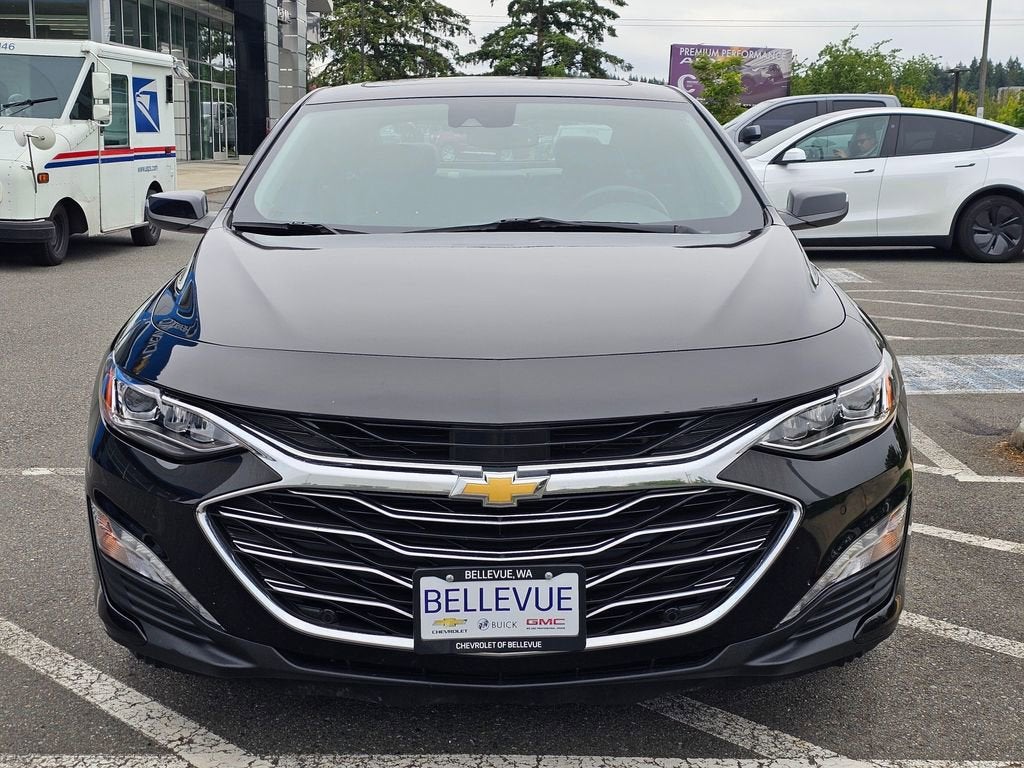 2022 Chevrolet Malibu Base