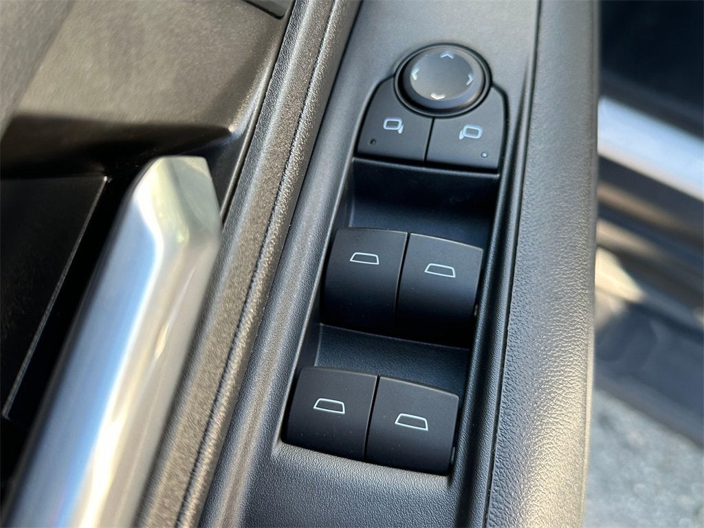 2024 Chevrolet Silverado EV Base