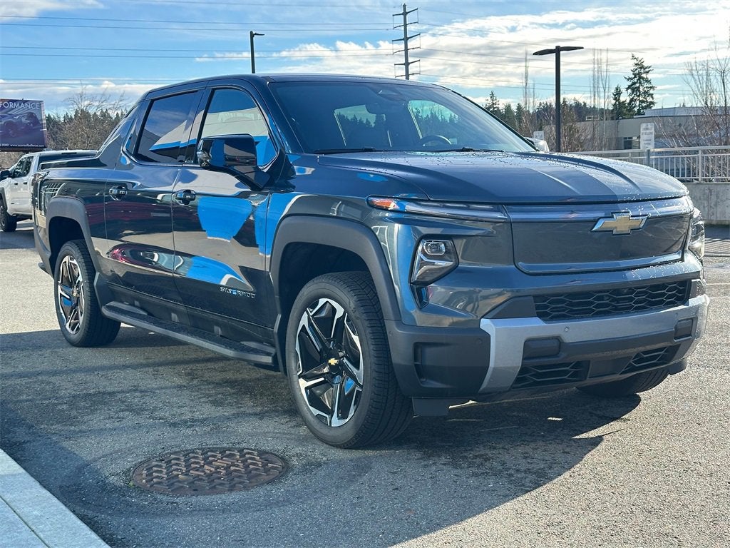 2026 Chevrolet Silverado EV Base