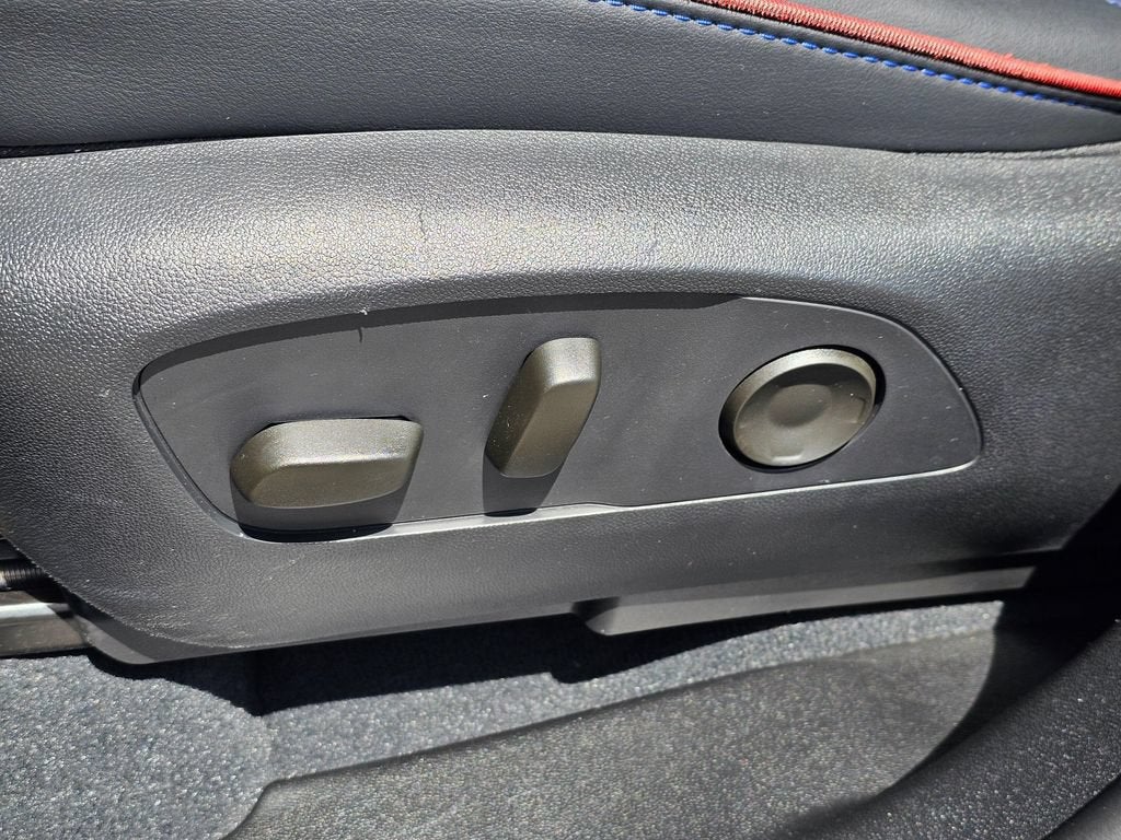 2025 Chevrolet Silverado EV Base