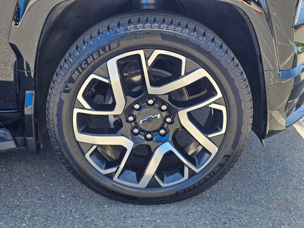 2025 Chevrolet Silverado EV Base
