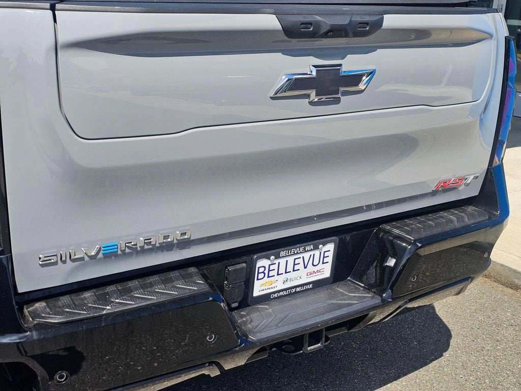 2025 Chevrolet Silverado EV Base