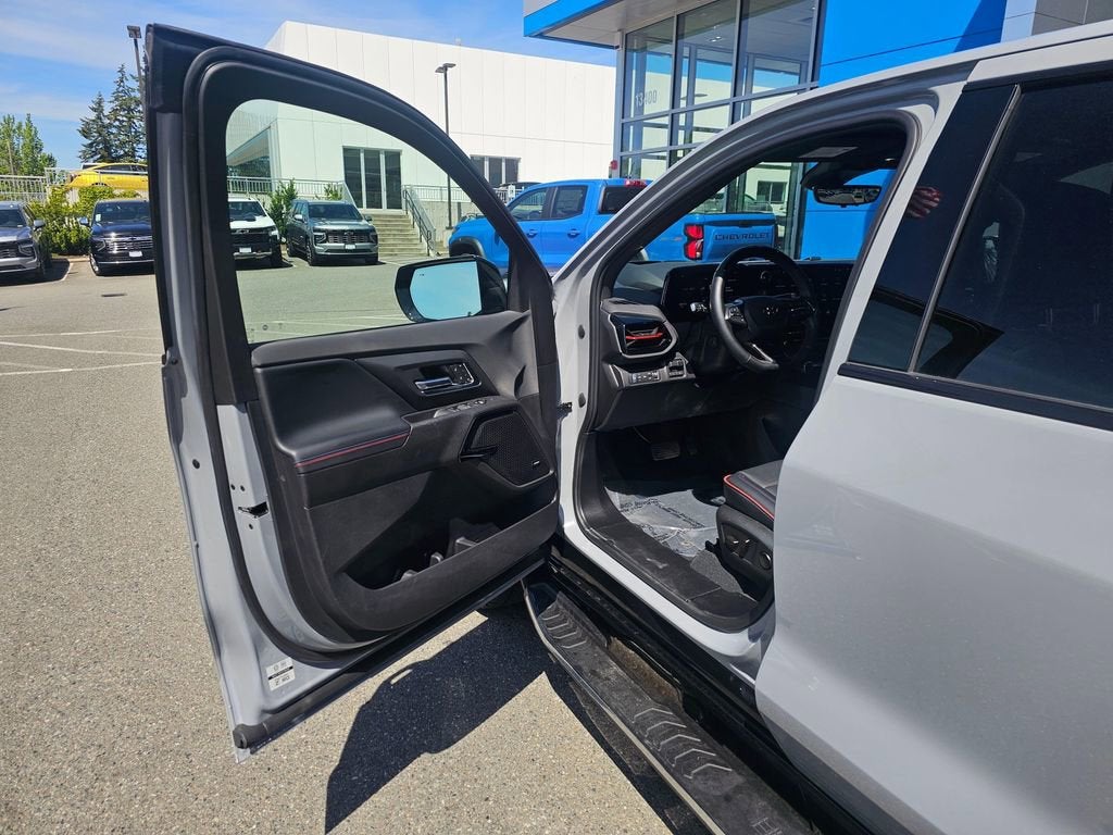 2025 Chevrolet Silverado EV Base
