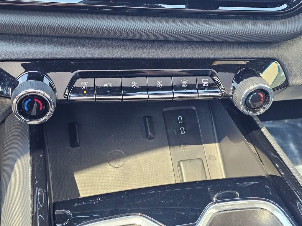 2025 Chevrolet Silverado EV Base