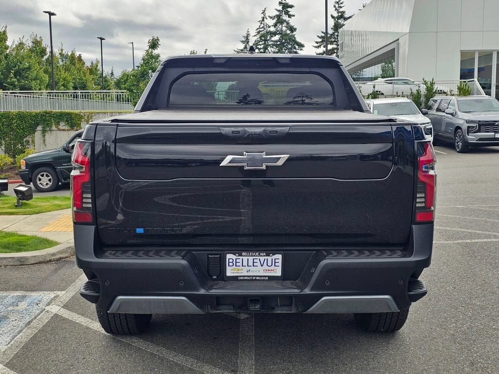 2026 Chevrolet Silverado EV Base