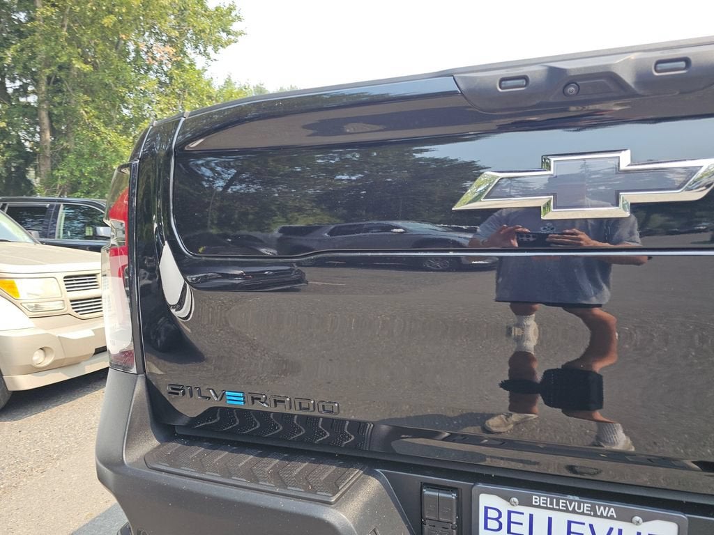 2026 Chevrolet Silverado EV Base