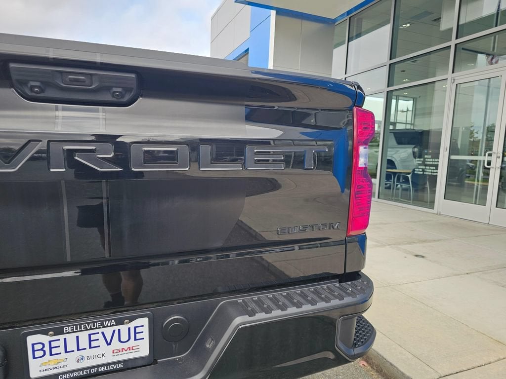 2023 Chevrolet Silverado 1500 Base