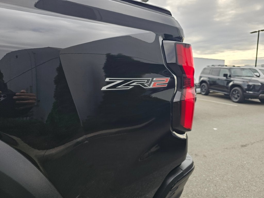 2024 Chevrolet Colorado Base