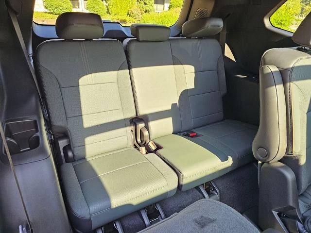 2026 GMC Acadia AT4 - Photo 13
