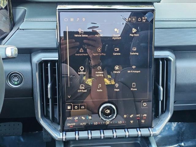 2026 GMC Acadia AT4 - Photo 32