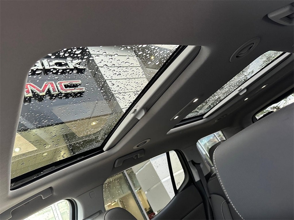 2022 GMC Acadia Base