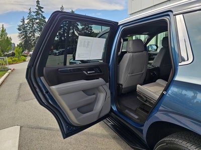 2025 GMC Yukon Base