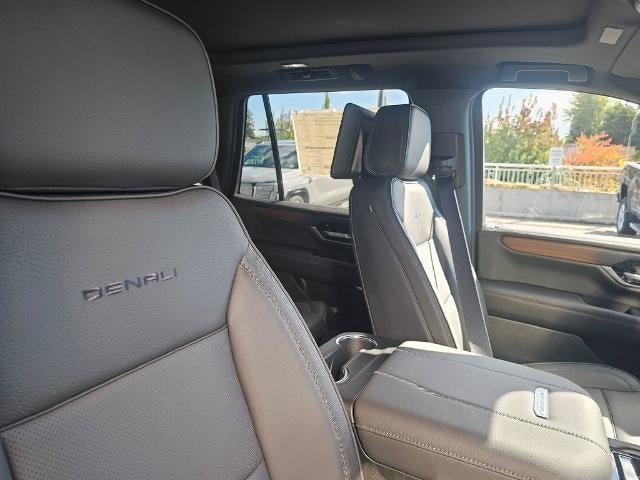 2026 GMC Yukon Denali - Photo 11
