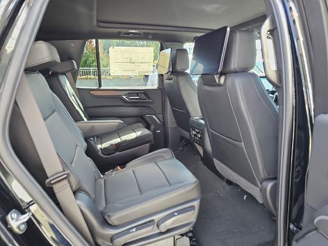 2026 GMC Yukon Denali - Photo 14