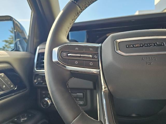 2026 GMC Yukon Denali - Photo 32