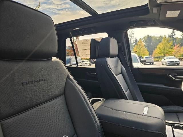 2027 GMC Yukon Denali - Photo 11