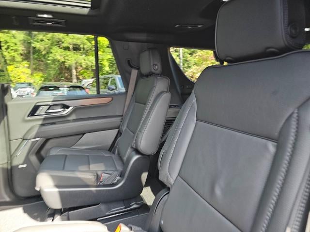 2027 GMC Yukon Denali - Photo 21