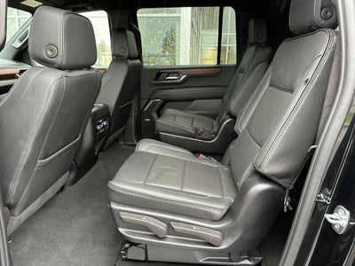 2025 GMC Yukon XL Base
