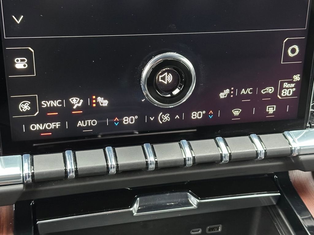 2025 GMC Yukon XL Base