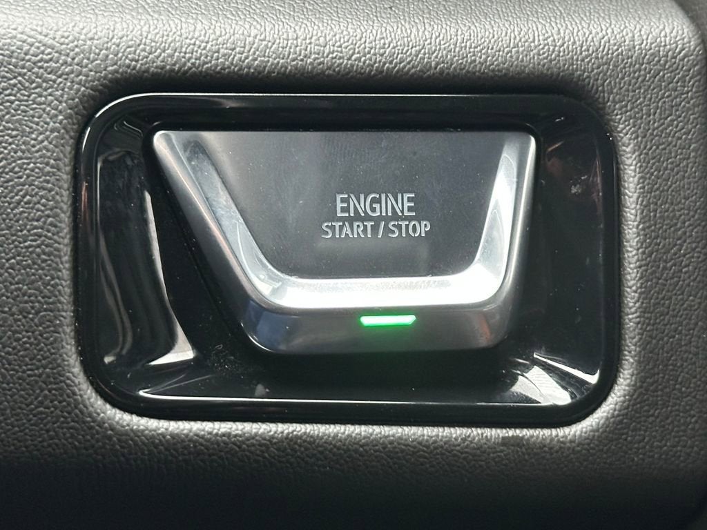 2025 GMC Yukon XL Base