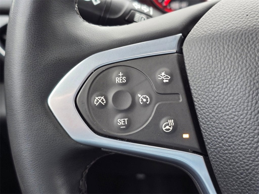 2023 Chevrolet Traverse Base