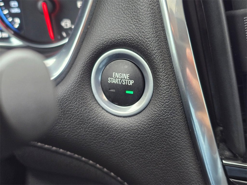 2023 Chevrolet Traverse Base