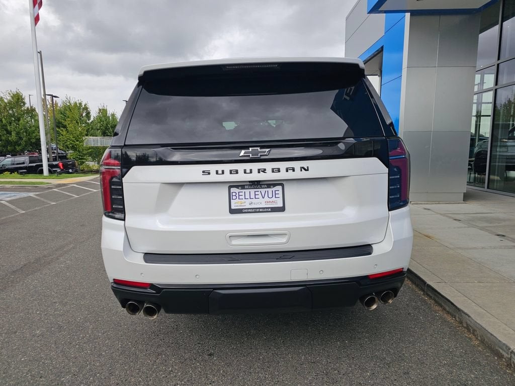 2025 Chevrolet Suburban Base