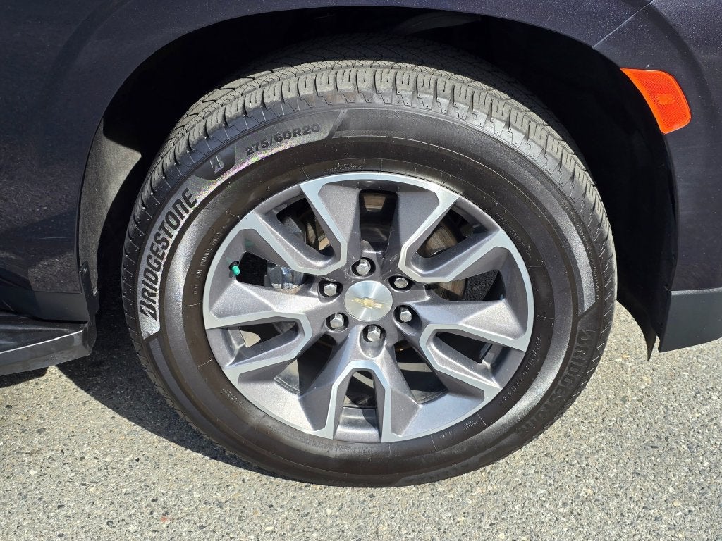 2022 Chevrolet Suburban Base