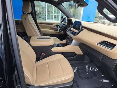 2024 Chevrolet Suburban Base