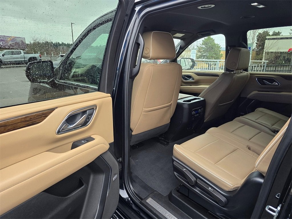 2024 Chevrolet Suburban Base