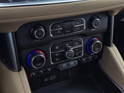 2024 Chevrolet Suburban Base