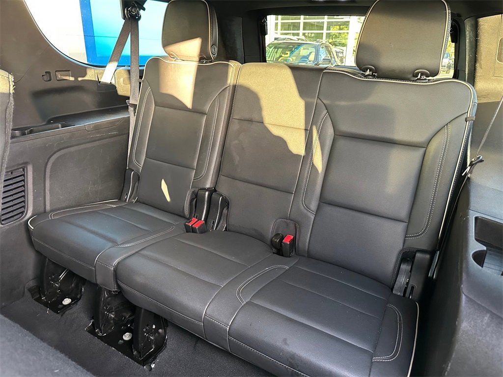 2024 Chevrolet Suburban Base