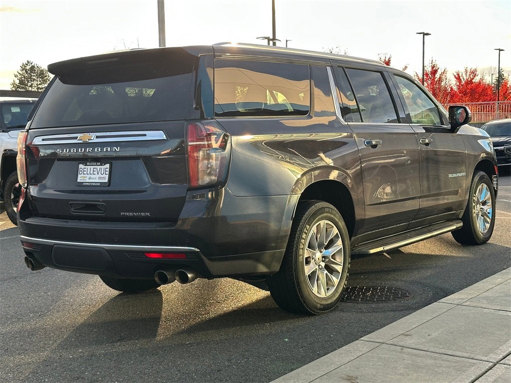 2024 Chevrolet Suburban Base