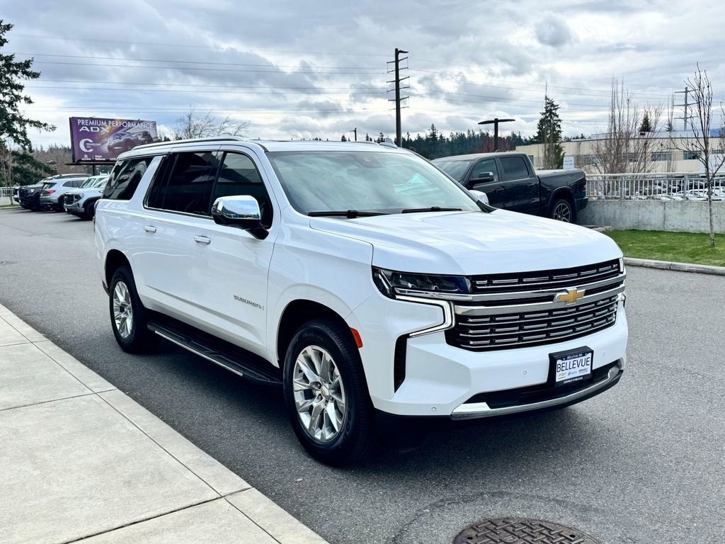 2023 Chevrolet Suburban Base
