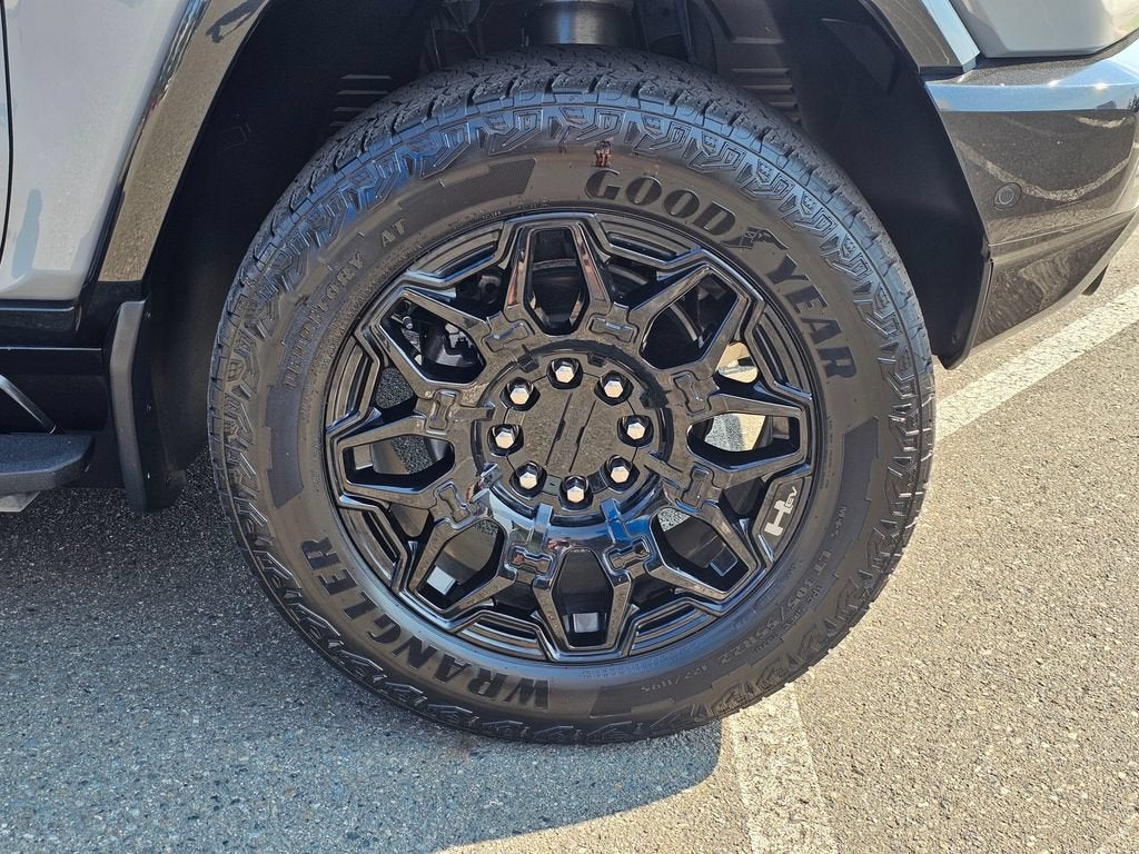 2024 GMC HUMMER EV Pickup Base