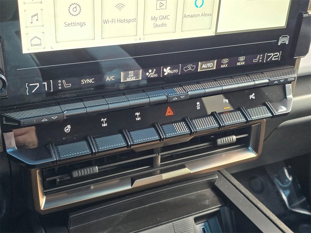 2024 GMC HUMMER EV Pickup Base